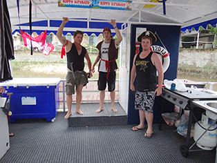 Large Pontoon Party boat BBQ boats hire Gold Coast bargain prices 